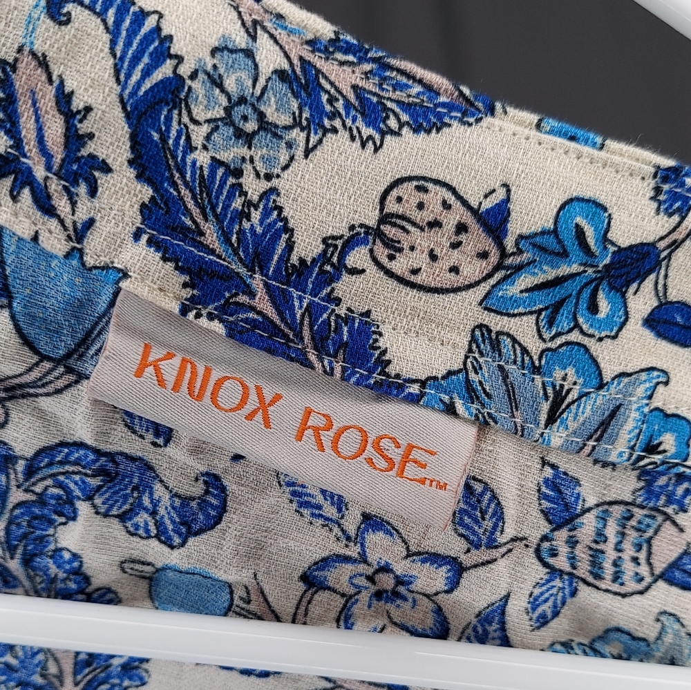 Knox Rose Top Womens Berry Wildflower Floral Lace-Up Vneck Short Sleeve Textured - Picture 8 of 10